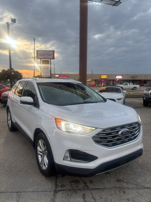 2019 Ford Edge Image 2