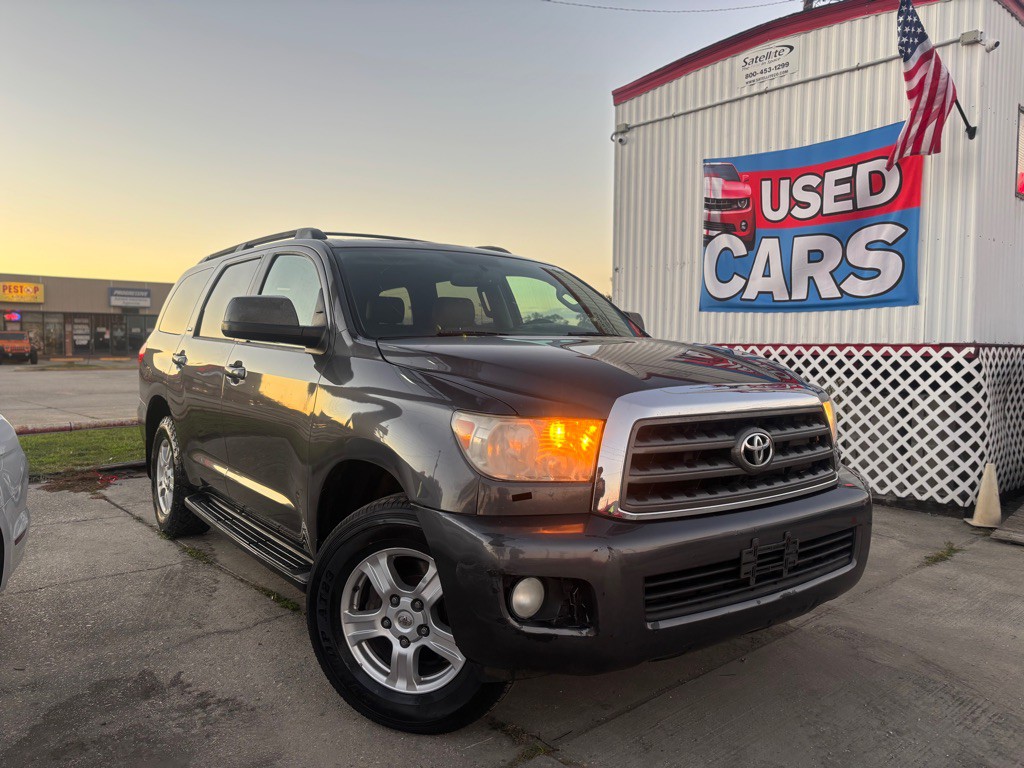 2015 Toyota Sequoia Image 1