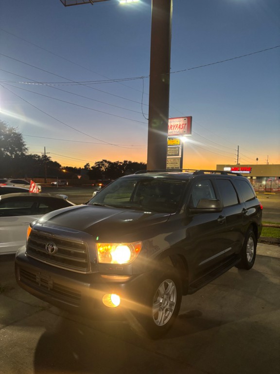 2015 Toyota Sequoia Image 20
