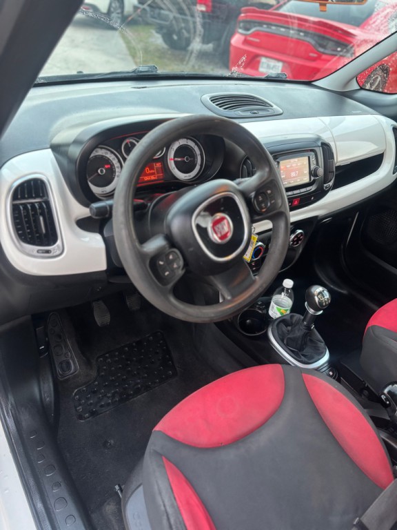 2014 FIAT 500L Image 5
