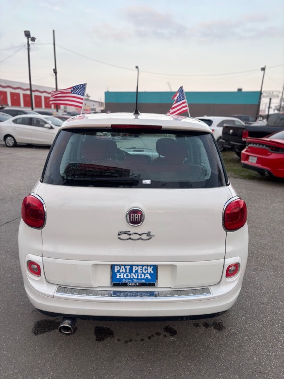 2014 FIAT 500L Image 13