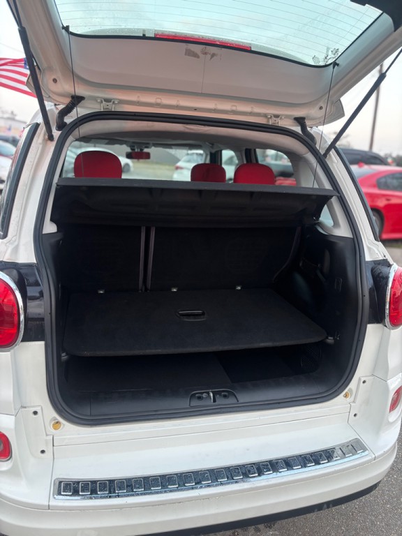 2014 FIAT 500L Image 14