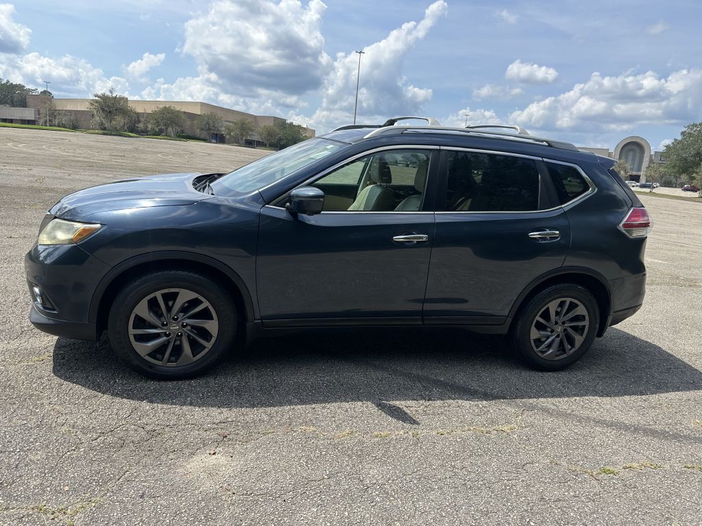 2016 Nissan Rogue Image 2