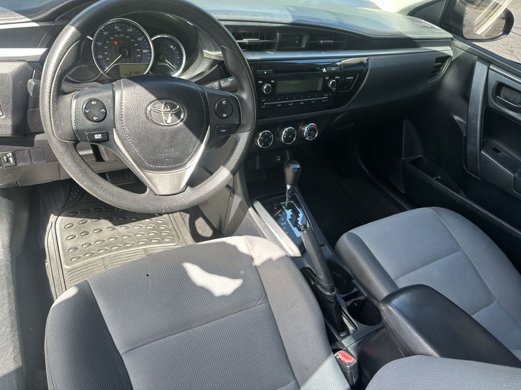 2015 Toyota Corolla Image 6