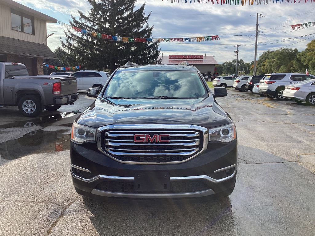 2018 GMC Acadia Image 2