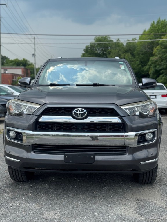 2014 Toyota 4Runner Image 2