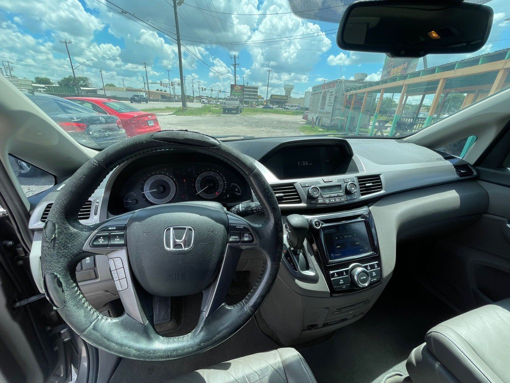 2014 Honda Odyssey Image 6