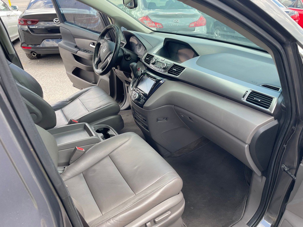 2014 Honda Odyssey Image 13