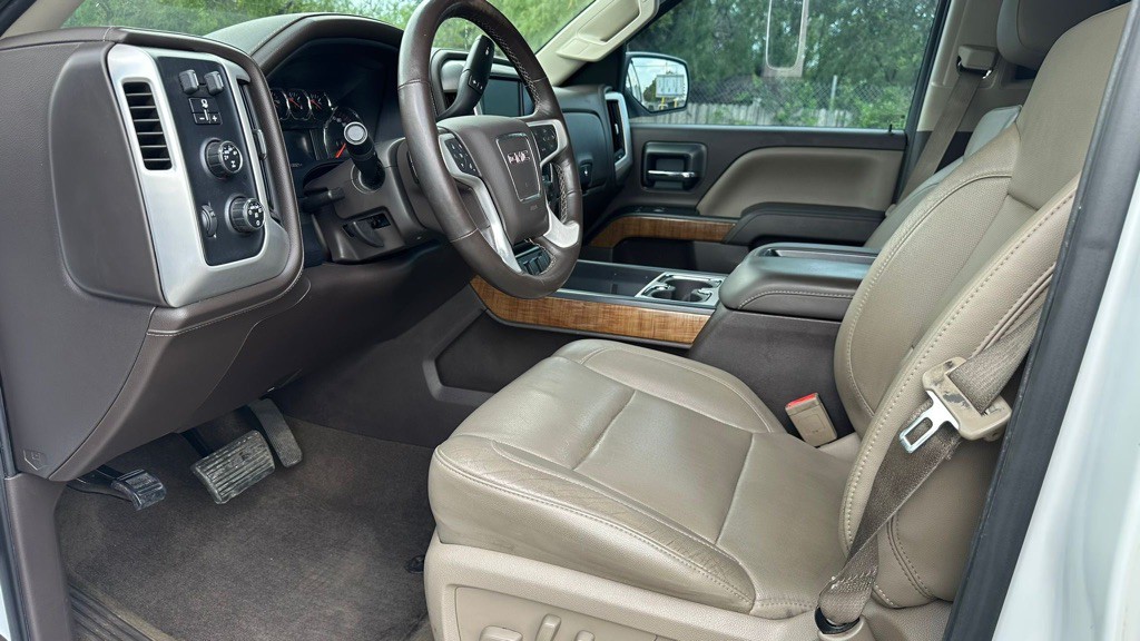2015 GMC Sierra Image 8