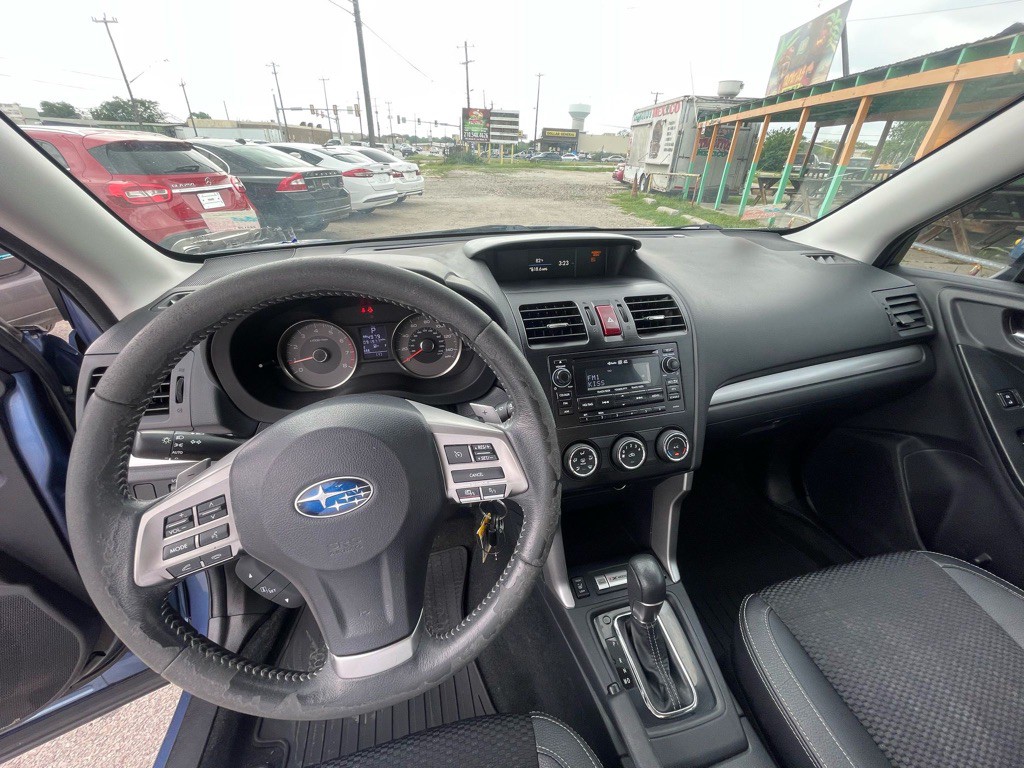 2015 Subaru Forester Image 7