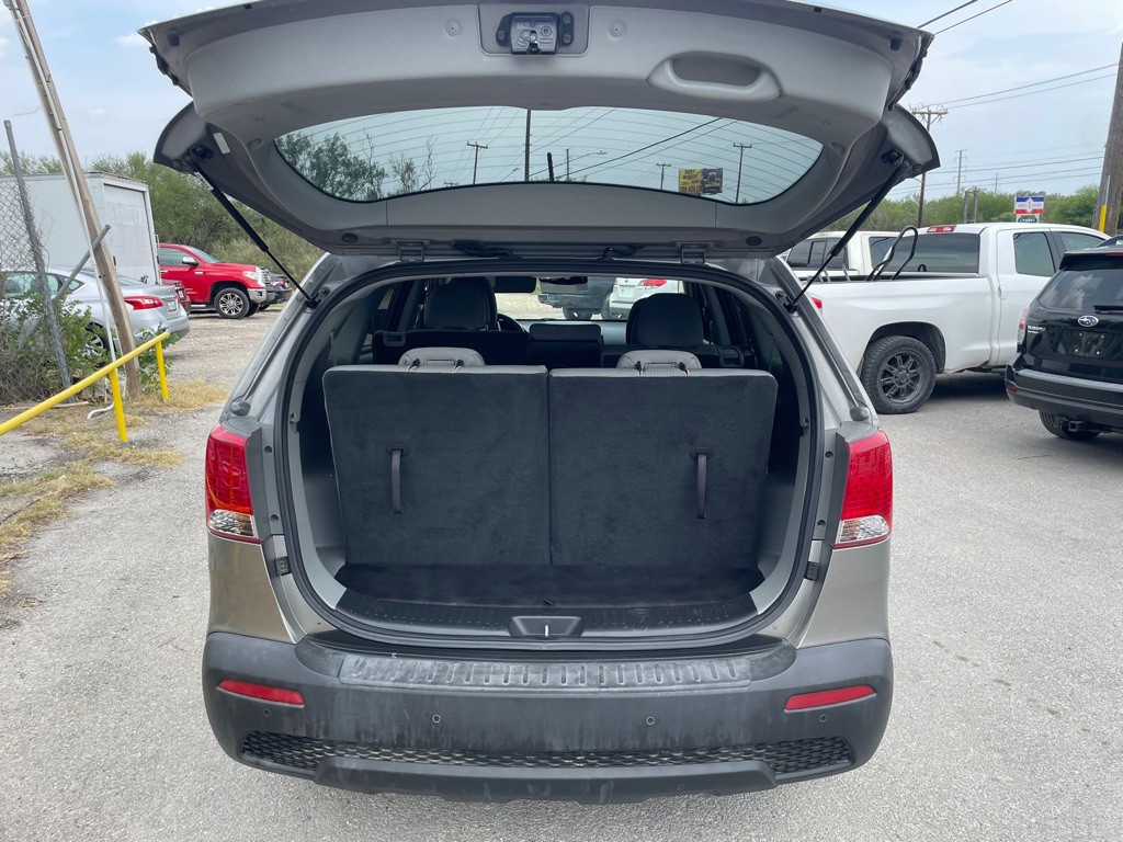 2011 Kia Sorento Image 5
