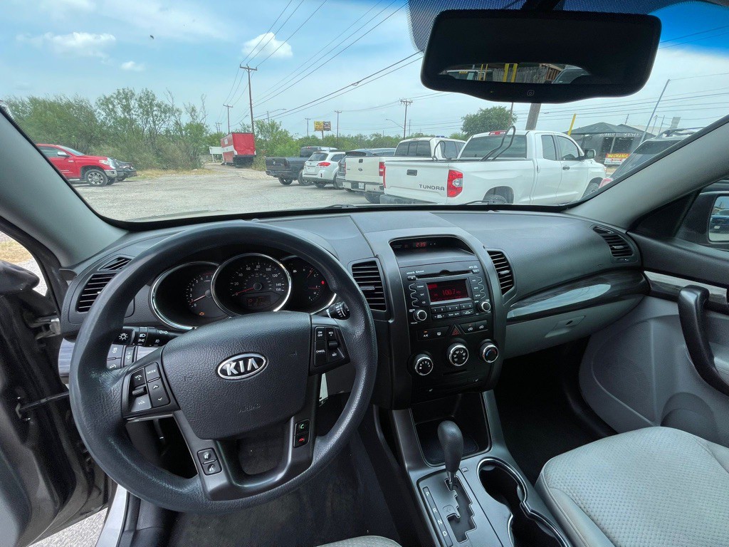 2011 Kia Sorento Image 6