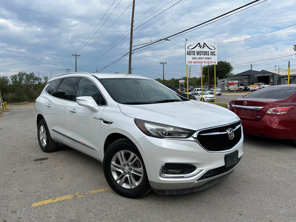 2018 Buick Enclave Image 2