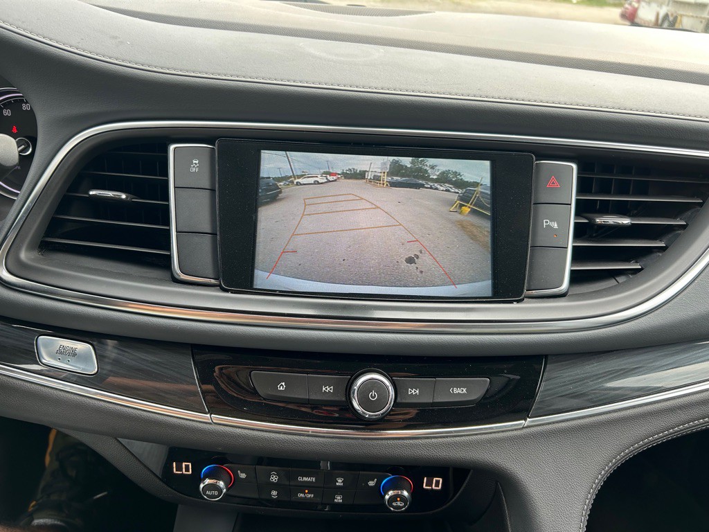 2018 Buick Enclave Image 9
