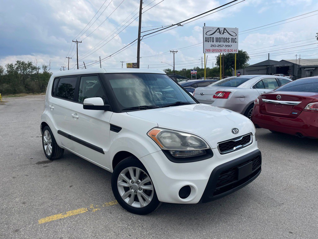 2012 Kia Soul Image 2