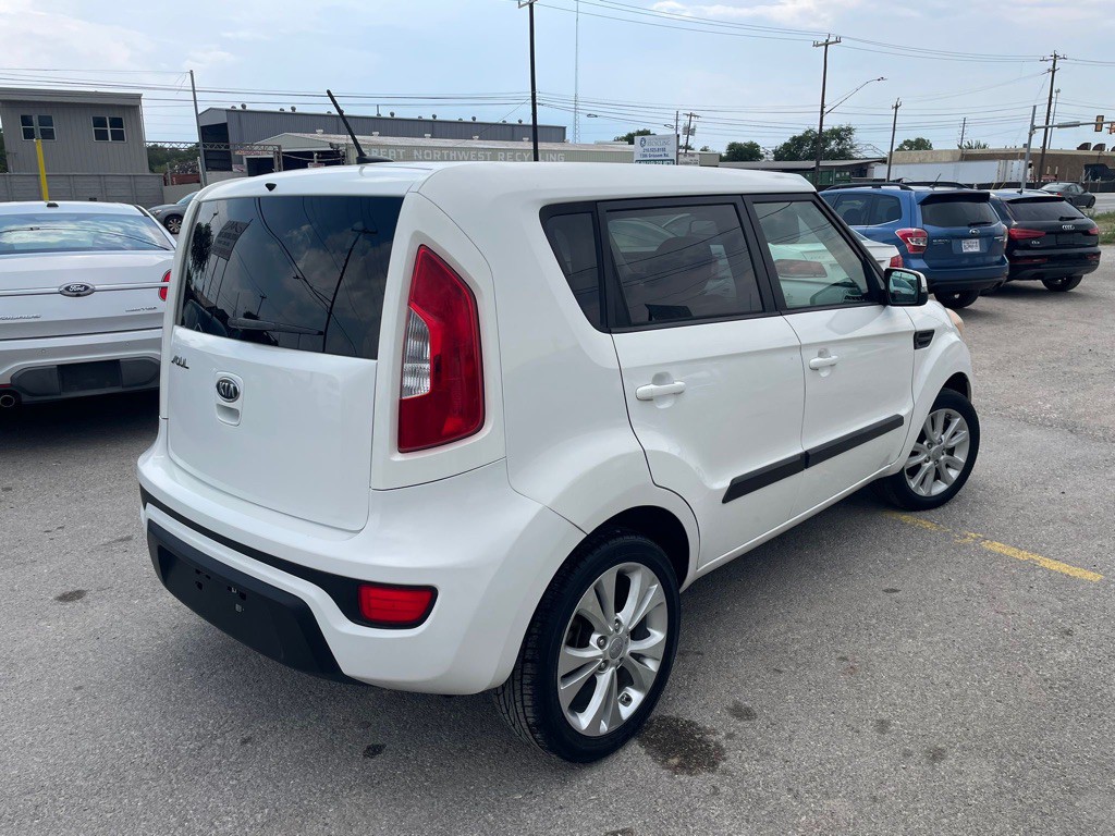 2012 Kia Soul Image 3