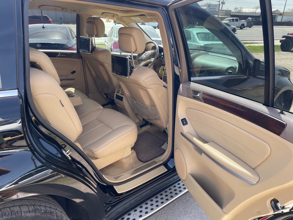 2011 Mercedes-Benz GL-Class Image 8