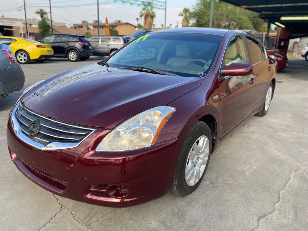 2011 Nissan Altima Image 4