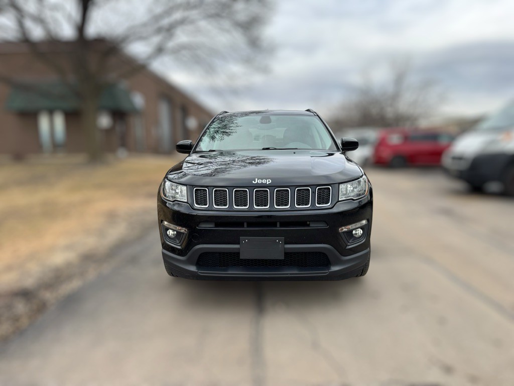 2018 Jeep Compass Image 3