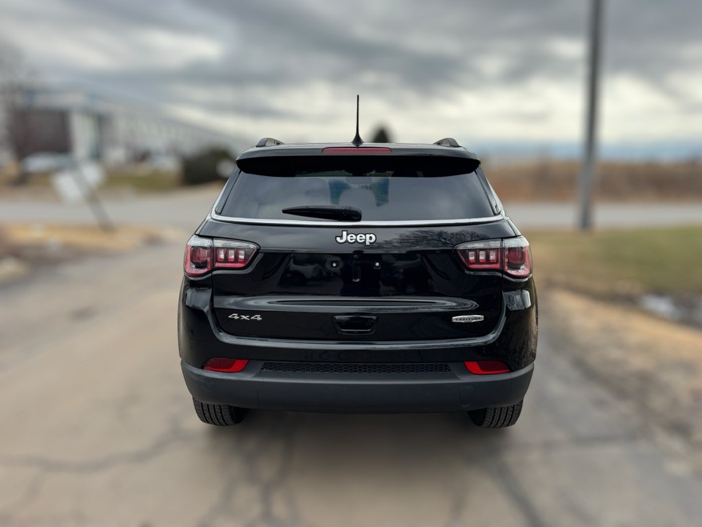 2018 Jeep Compass Image 8