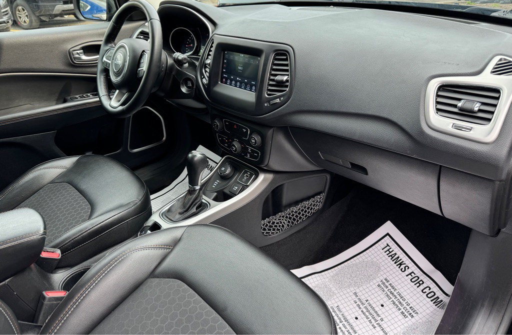 2018 Jeep Compass Image 13