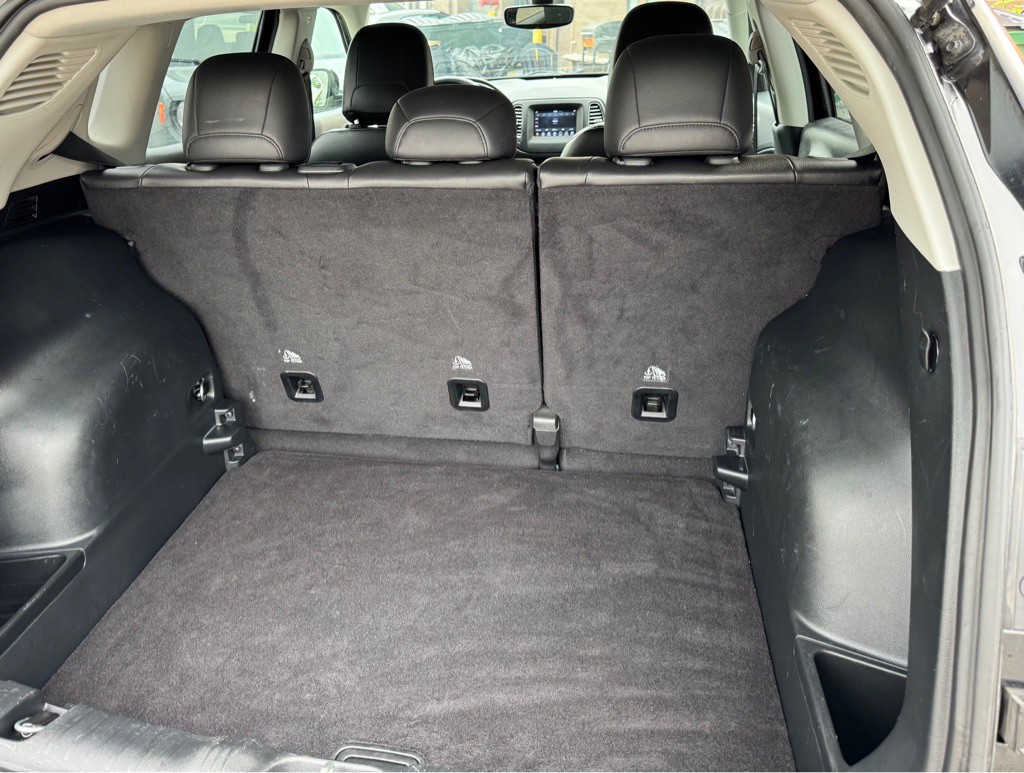 2018 Jeep Compass Image 17