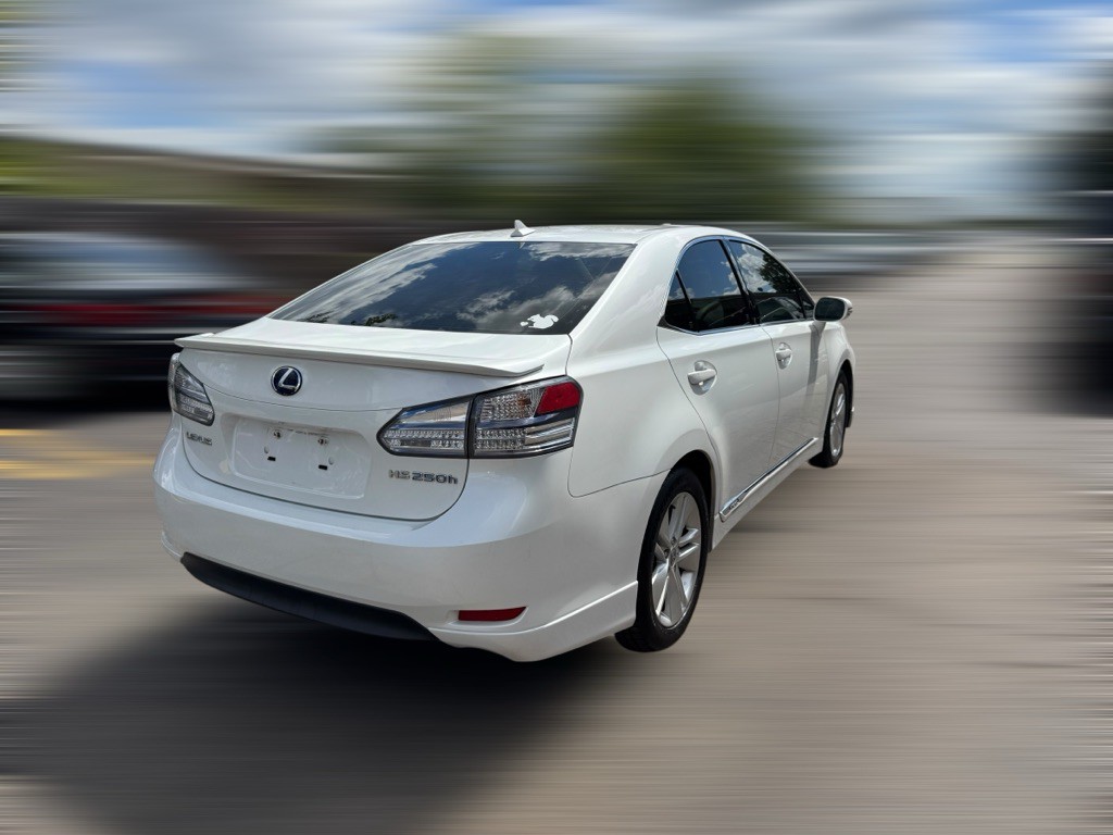 2010 Lexus HS 250h Image 8