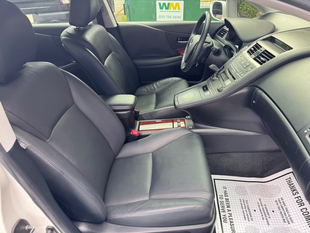 2010 Lexus HS 250h Image 13