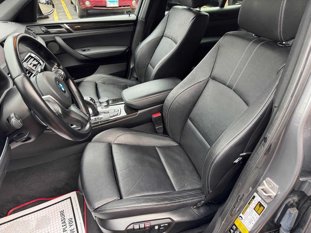 2017 BMW X3 Image 12