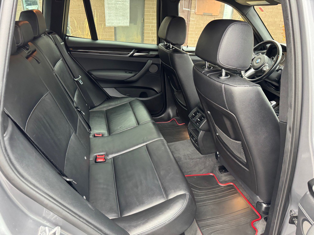 2017 BMW X3 Image 16