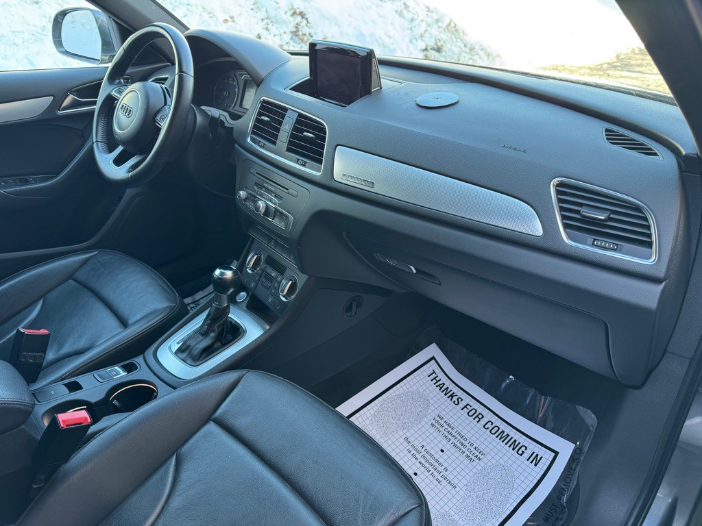 2015 Audi Q3 Image 13