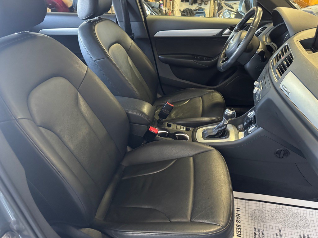 2015 Audi Q3 Image 13