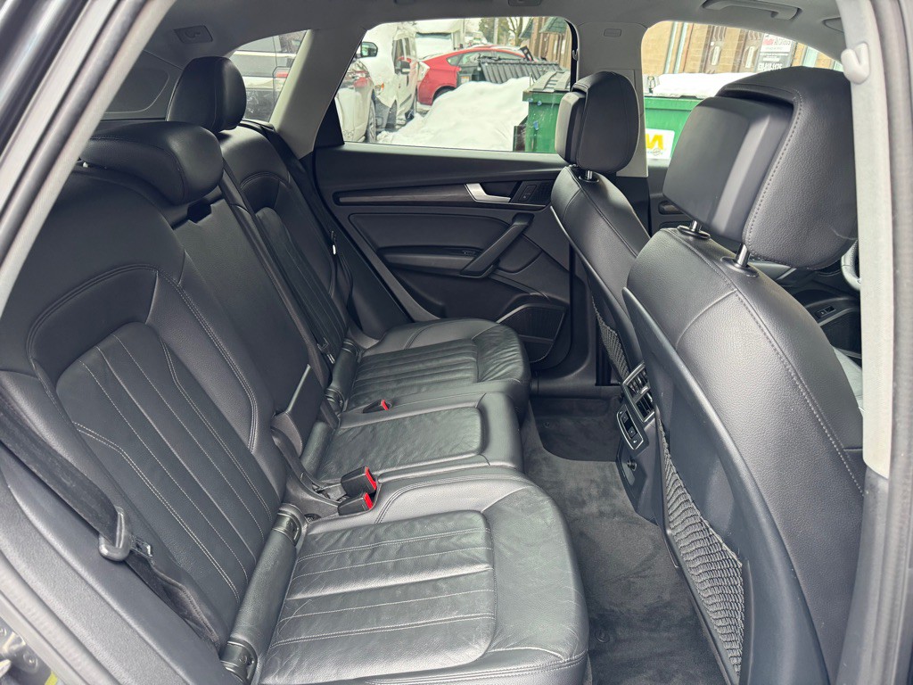 2018 Audi Q5 Image 18