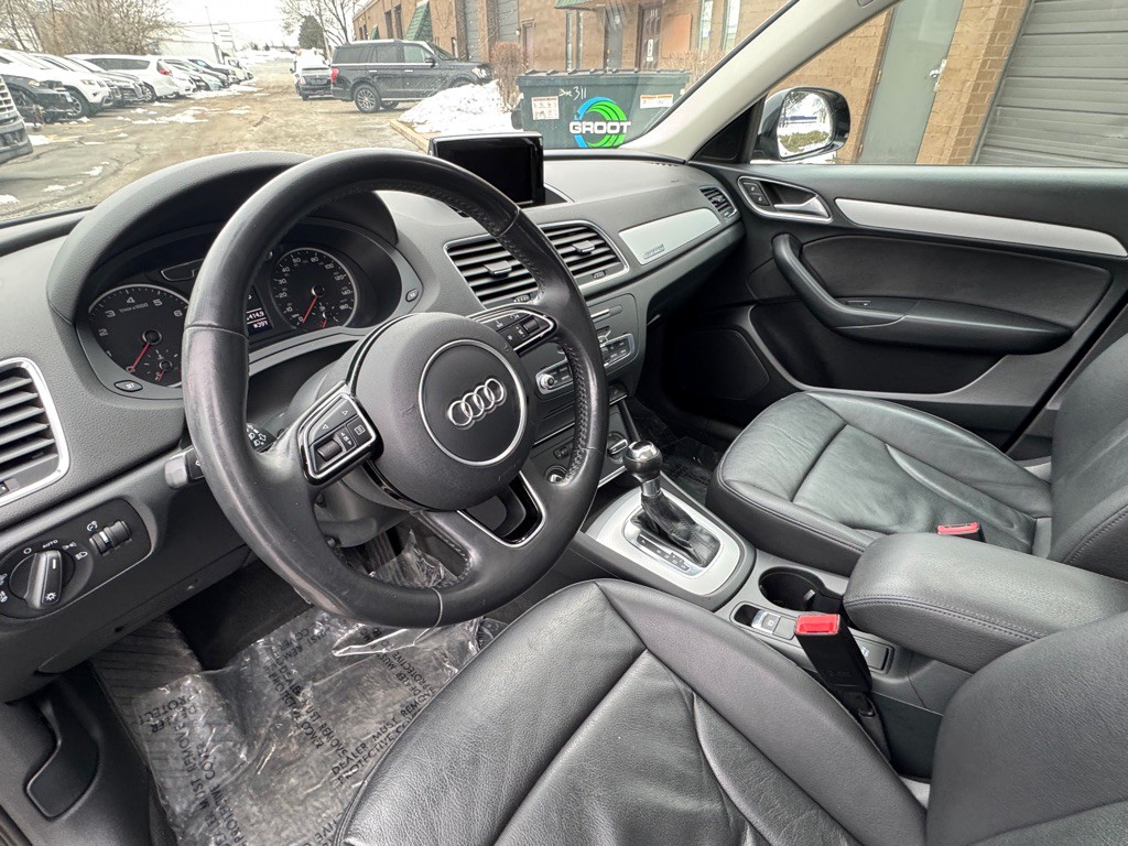 2018 Audi Q3 Image 9