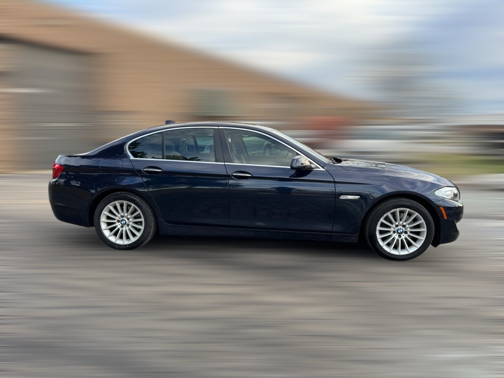 2013 BMW 5 Series Image 5
