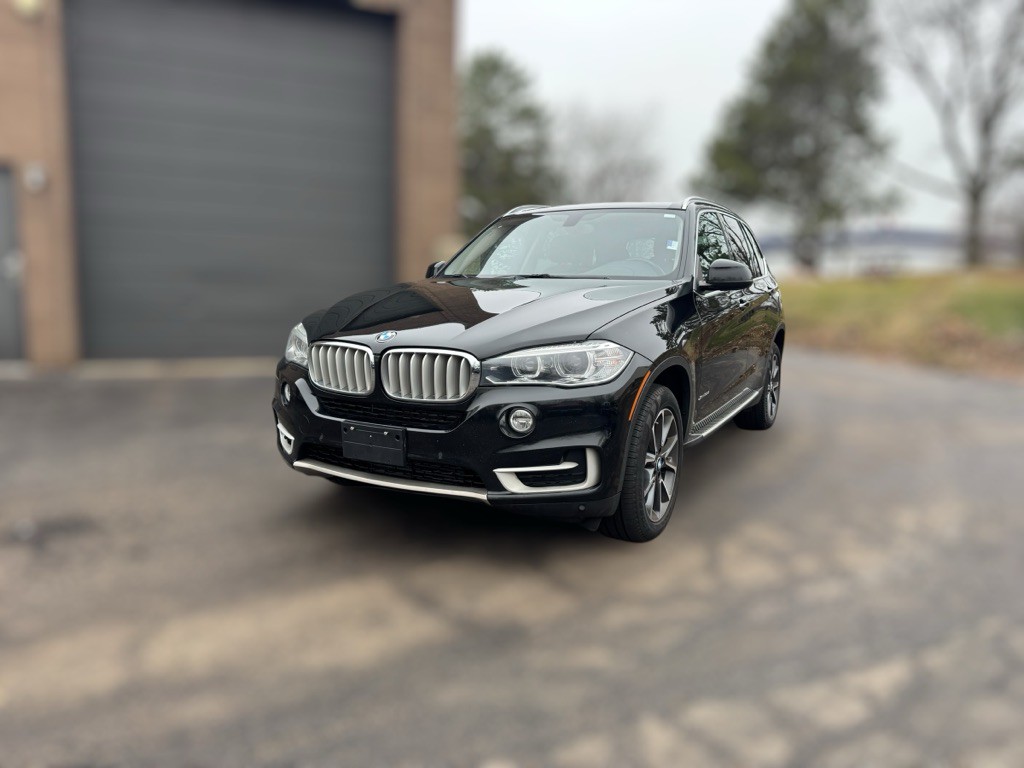 2015 BMW X5 Image 2