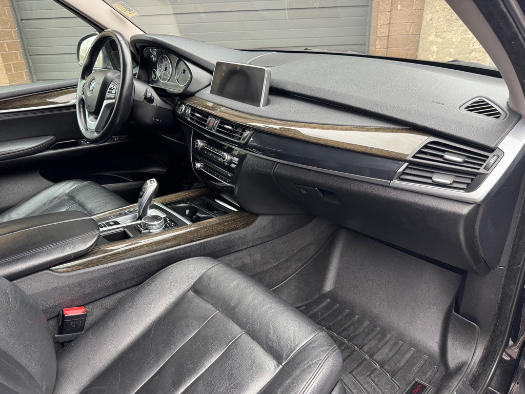 2015 BMW X5 Image 12