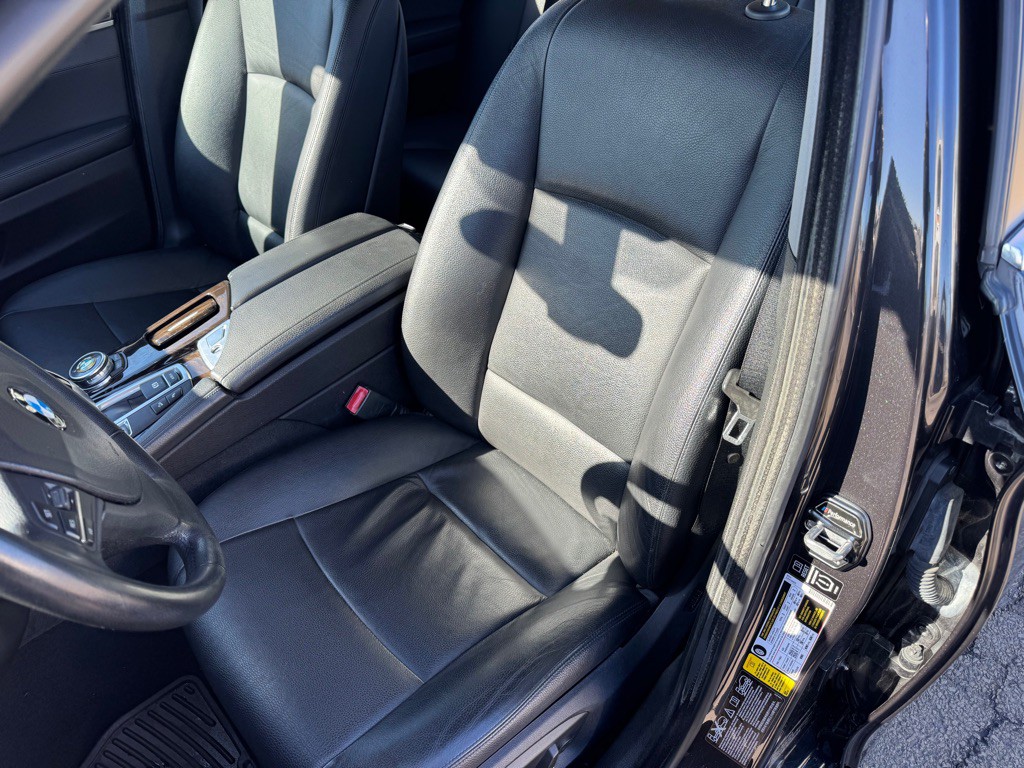 2014 BMW 5 Series Image 13