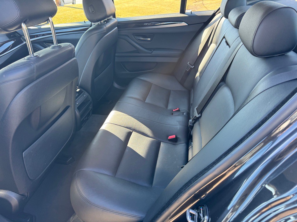 2014 BMW 5 Series Image 16