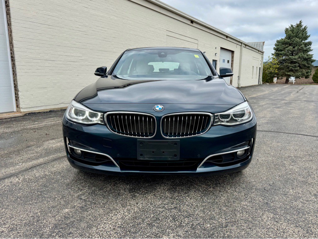 2016 BMW 3 Series Image 3
