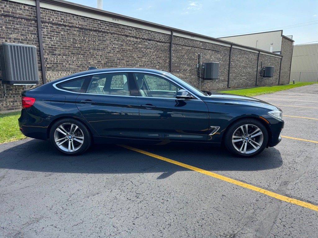 2016 BMW 3 Series Image 4