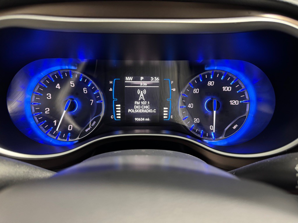 2017 Chrysler Pacifica Image 13