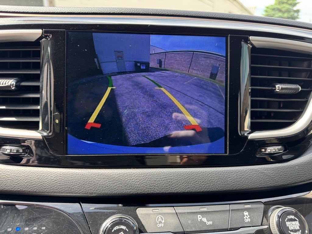 2017 Chrysler Pacifica Image 15