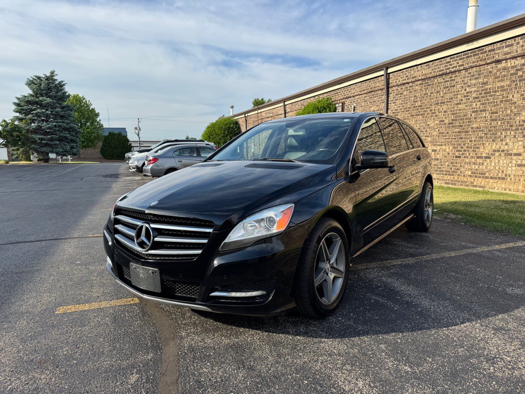 2012 Mercedes-Benz R-Class Image 1
