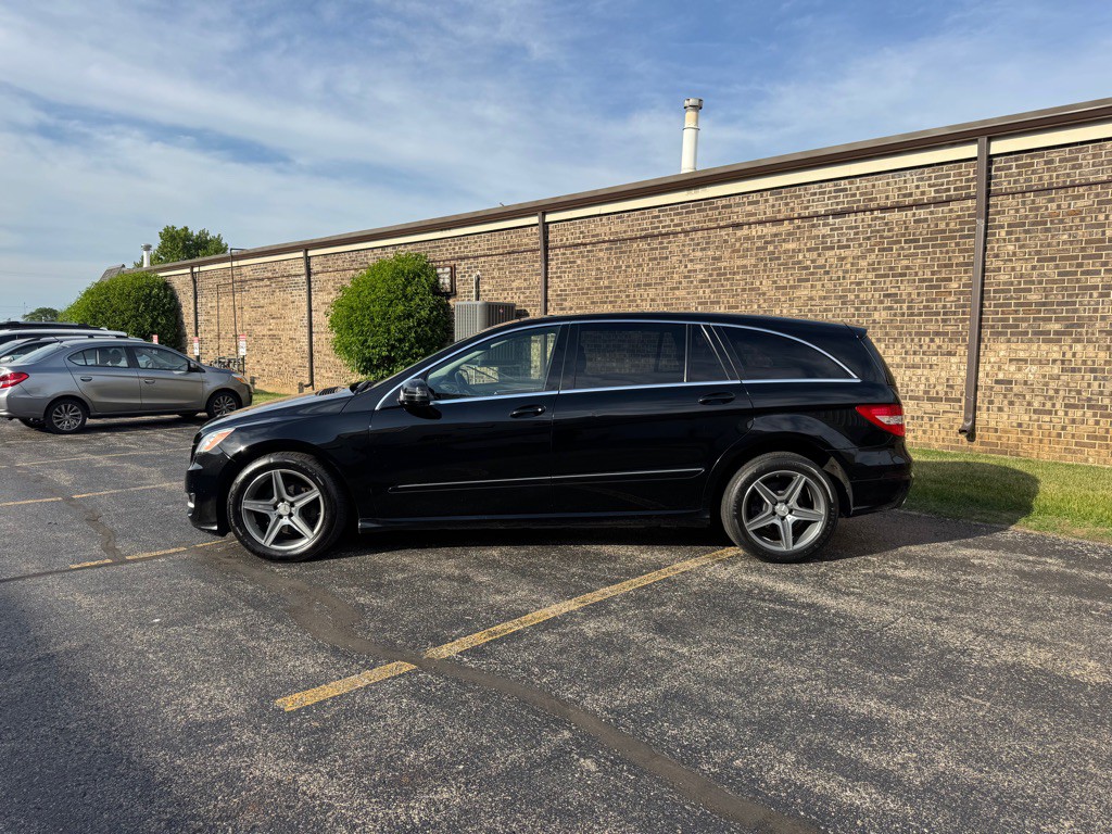 2012 Mercedes-Benz R-Class Image 7