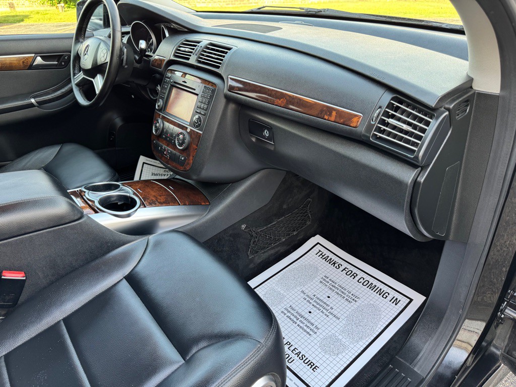 2012 Mercedes-Benz R-Class Image 14