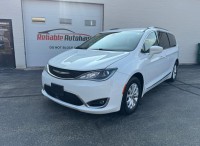 Image for 2018 Chrysler Pacifica Touring L ID: 7554135