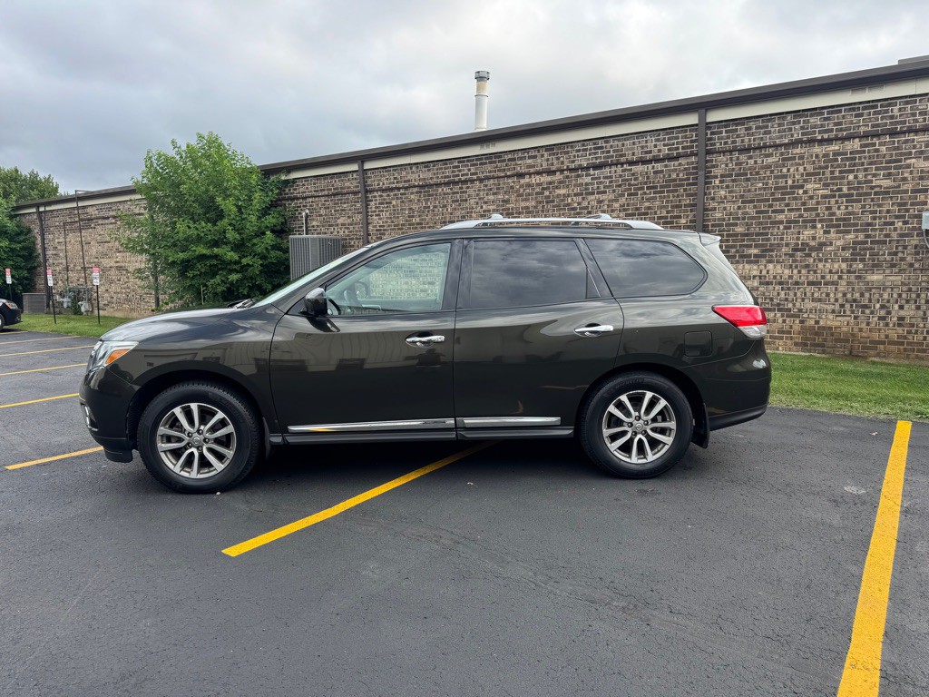 2015 Nissan Pathfinder Image 5