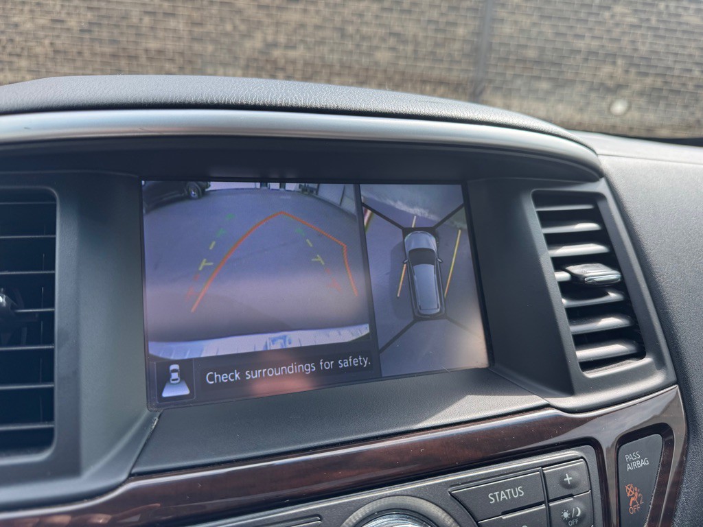 2015 Nissan Pathfinder Image 14