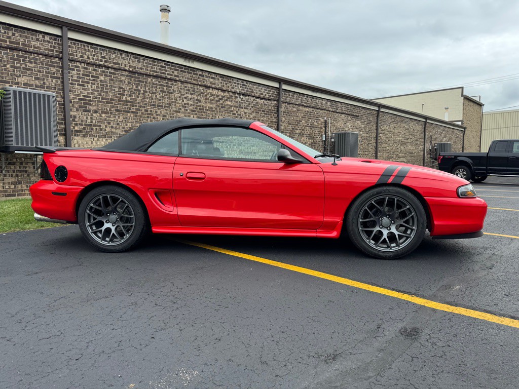 1998 Ford Mustang Image 4